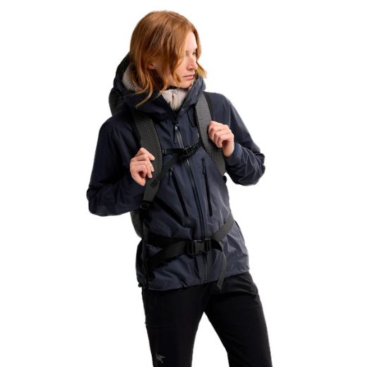 ArcTeryx Alpha Jacket Women's (Black Sapphire)