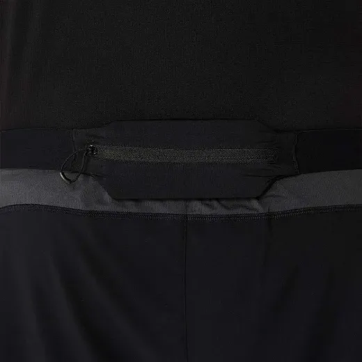 Bilde av Asics Road 5inc Shorts Men (Performance Black/Graphite Grey), M